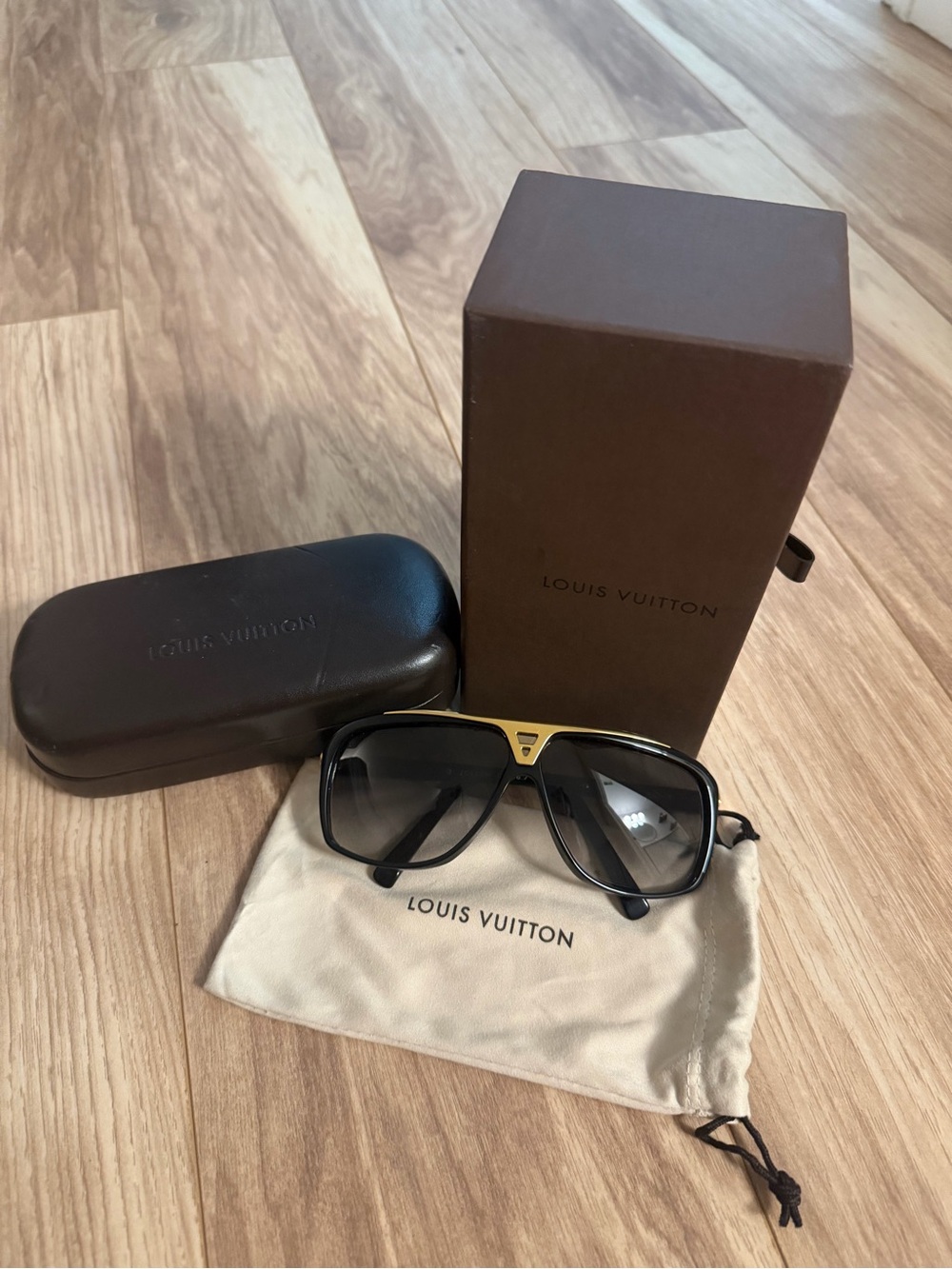 Pre-Loved Louis Vuitton Evidence Z0350W Black Gold Monogram Aviator Sunglasses